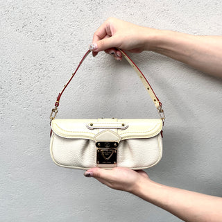 Louis Vuitton Suhali Précieux Blanc Shoulder Bag Pouch M91774