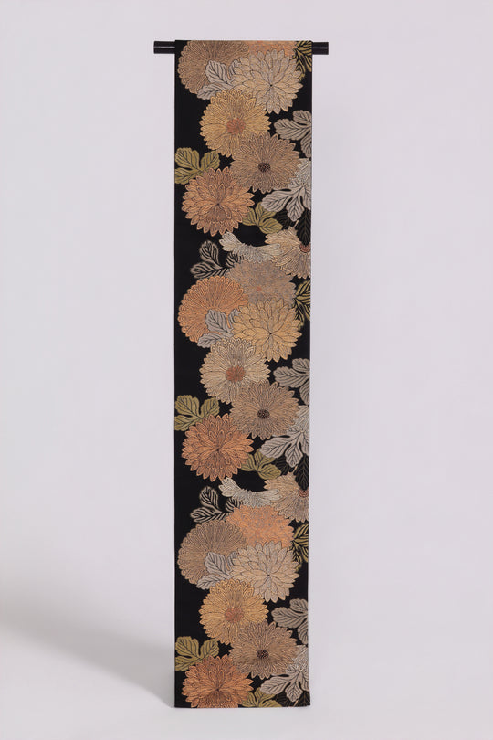 GOLDEN CHRYSANTHEMUM ELEGANCE