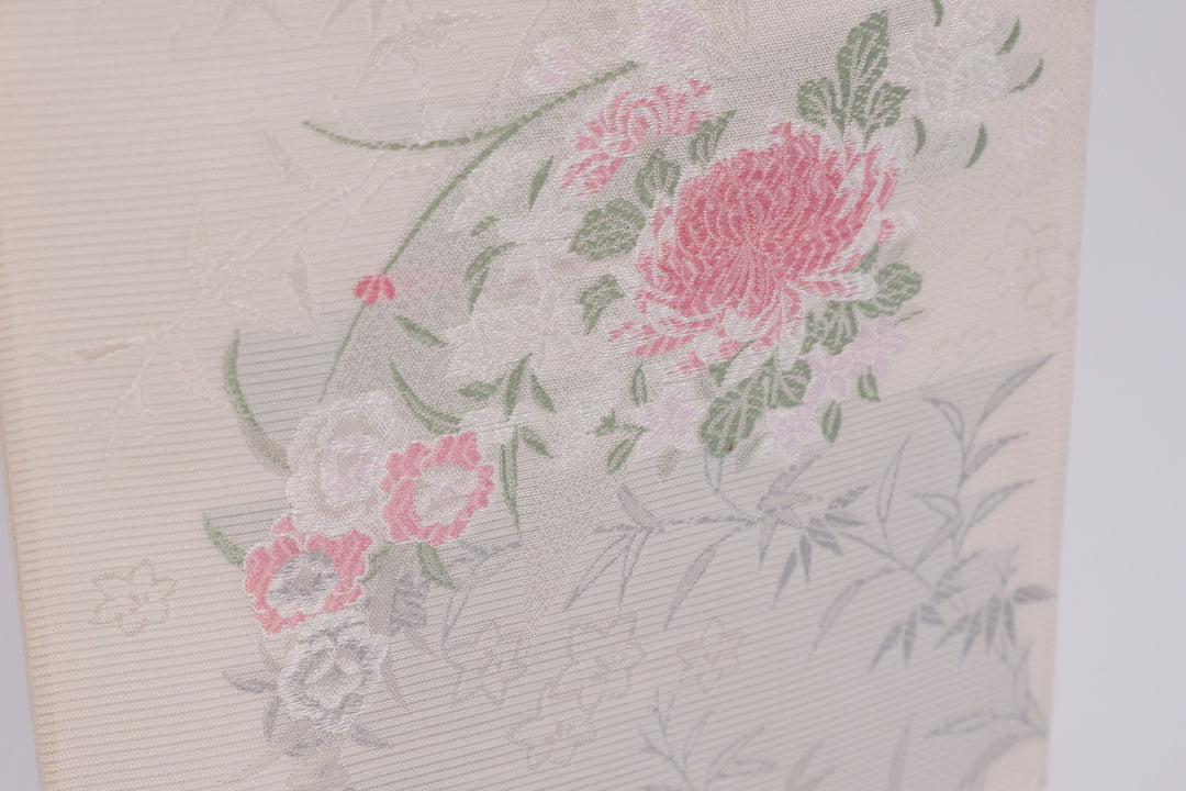 HARMONY OF BLOSSOMS