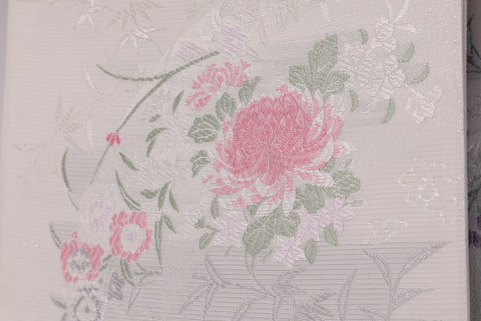 HARMONY OF BLOSSOMS
