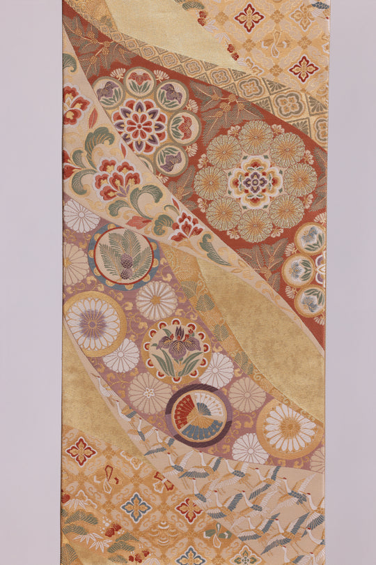 金彩花丸文 -Golden Floral Medallion-