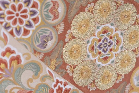 金彩花丸文 -Golden Floral Medallion-