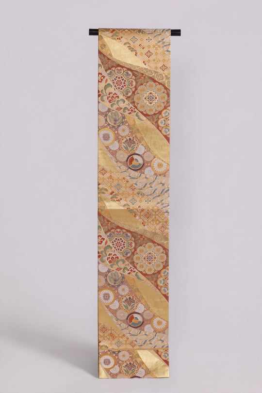 金彩花丸文 -Golden Floral Medallion-