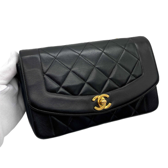 Vintage Chanel Diana 22Cm Black Gold Lambskin Flap Bag